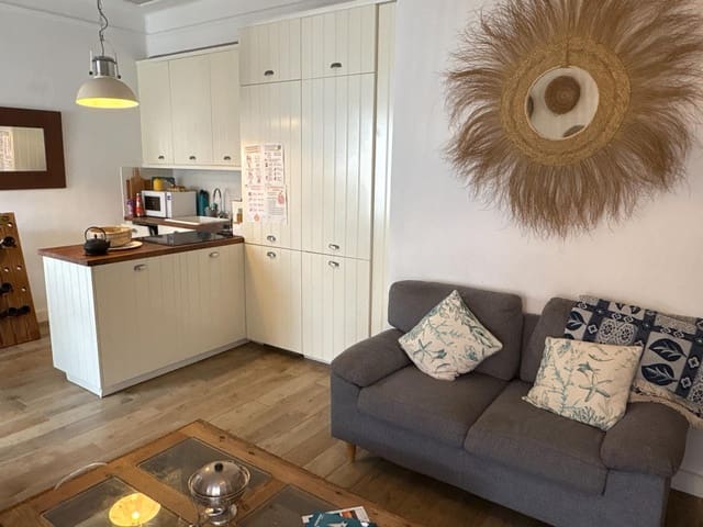 Apartamento de 3 habitaciones en Centro Urbano, Dénia en venta - 285.000 € (Ref: 9349650)