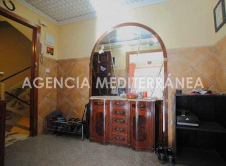 4 slaapkamer Flat te koop in Denia - € 159.000 (Ref: 9355932)