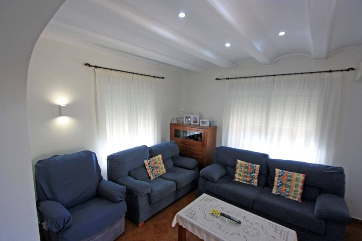 4 sypialnia Willa na sprzedaż w Denia z garażem - 550 000 € (Ref: 9359680)