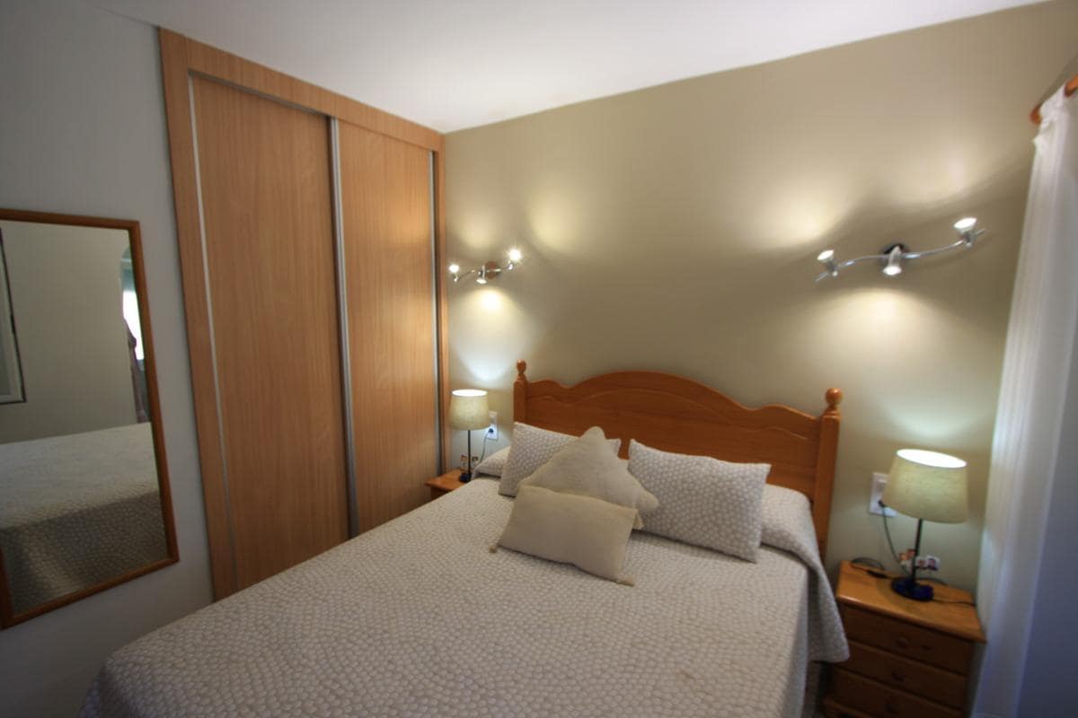 4 sypialnia Willa na sprzedaż w Denia z garażem - 550 000 € (Ref: 9359680)