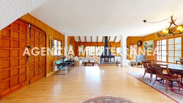 4 bedroom Villa for sale in Serra with pool - € 690,000 (Ref: 9383040)