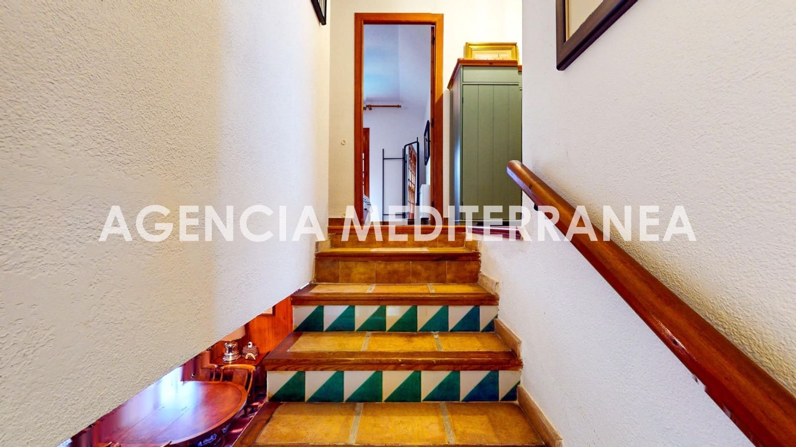 4 slaapkamer Villa te koop in Serra met zwembad - € 690.000 (Ref: 9383040)