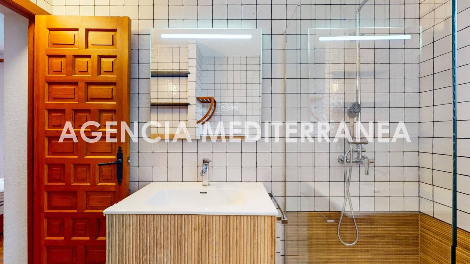 4 bedroom Villa for sale in Serra with pool - € 690,000 (Ref: 9383040)