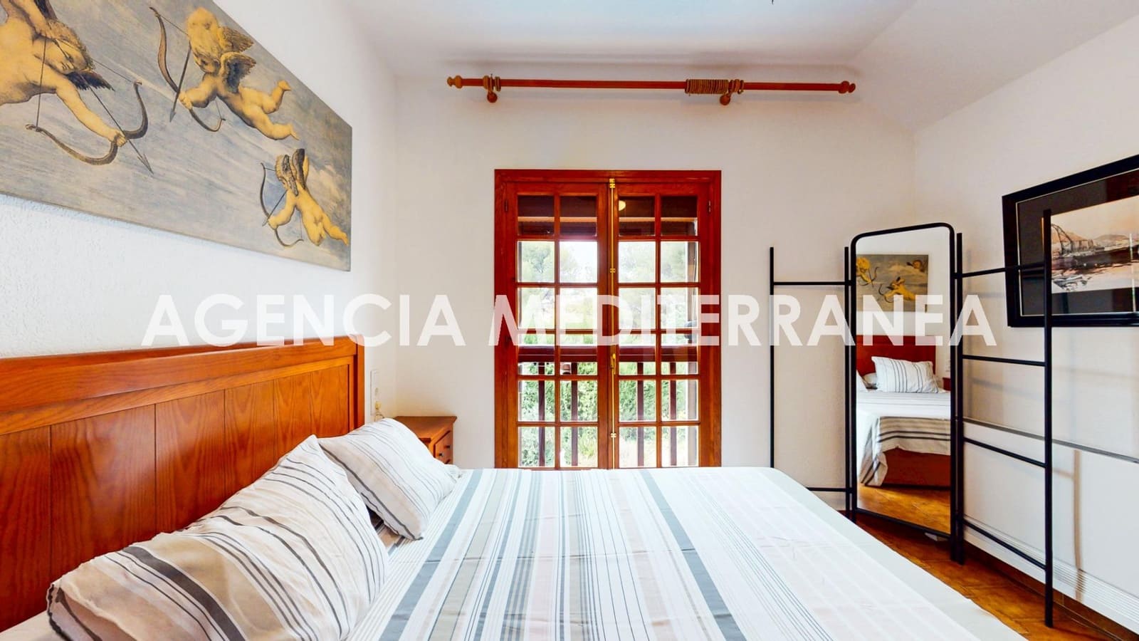 4 bedroom Villa for sale in Serra with pool - € 690,000 (Ref: 9383040)