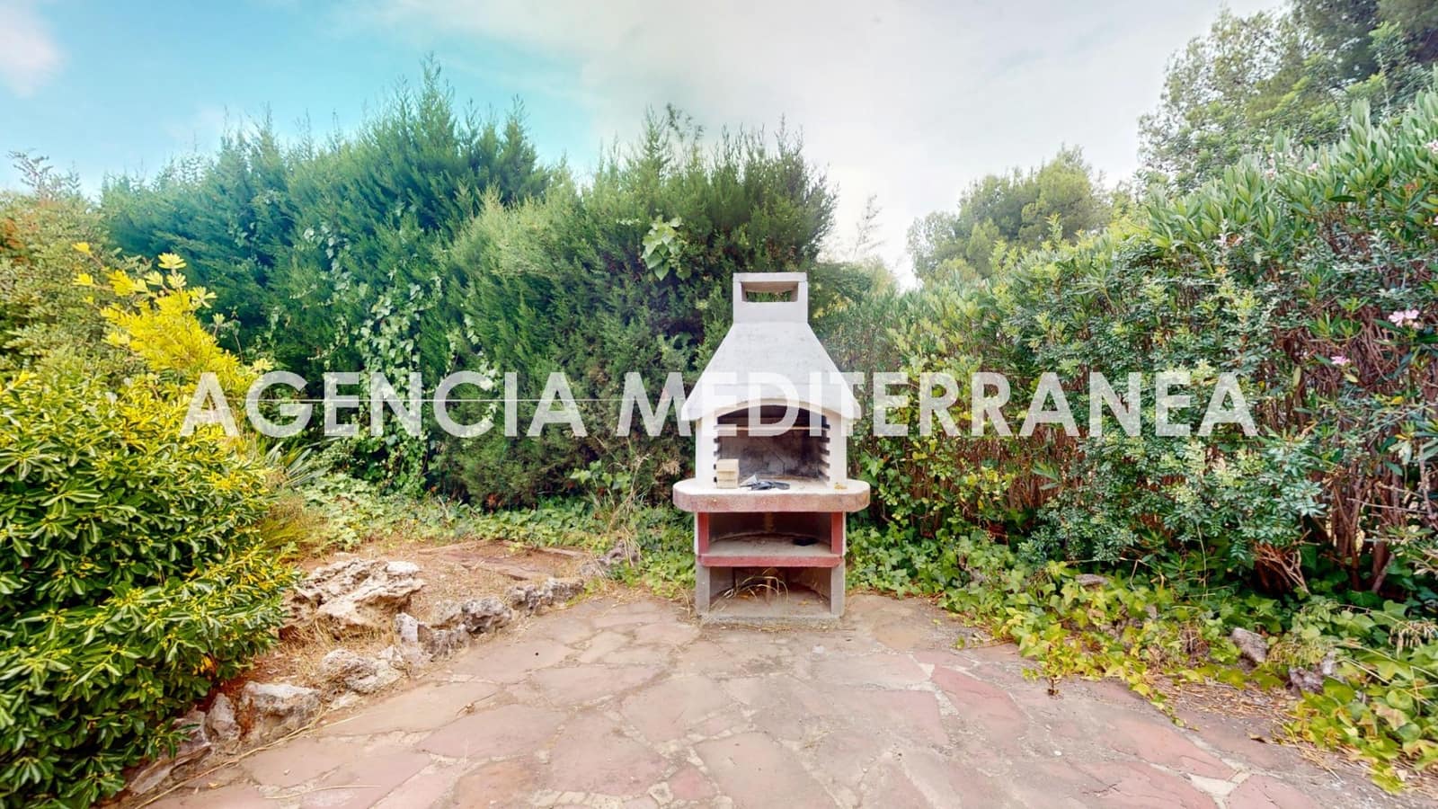 4 bedroom Villa for sale in Serra with pool - € 690,000 (Ref: 9383040)