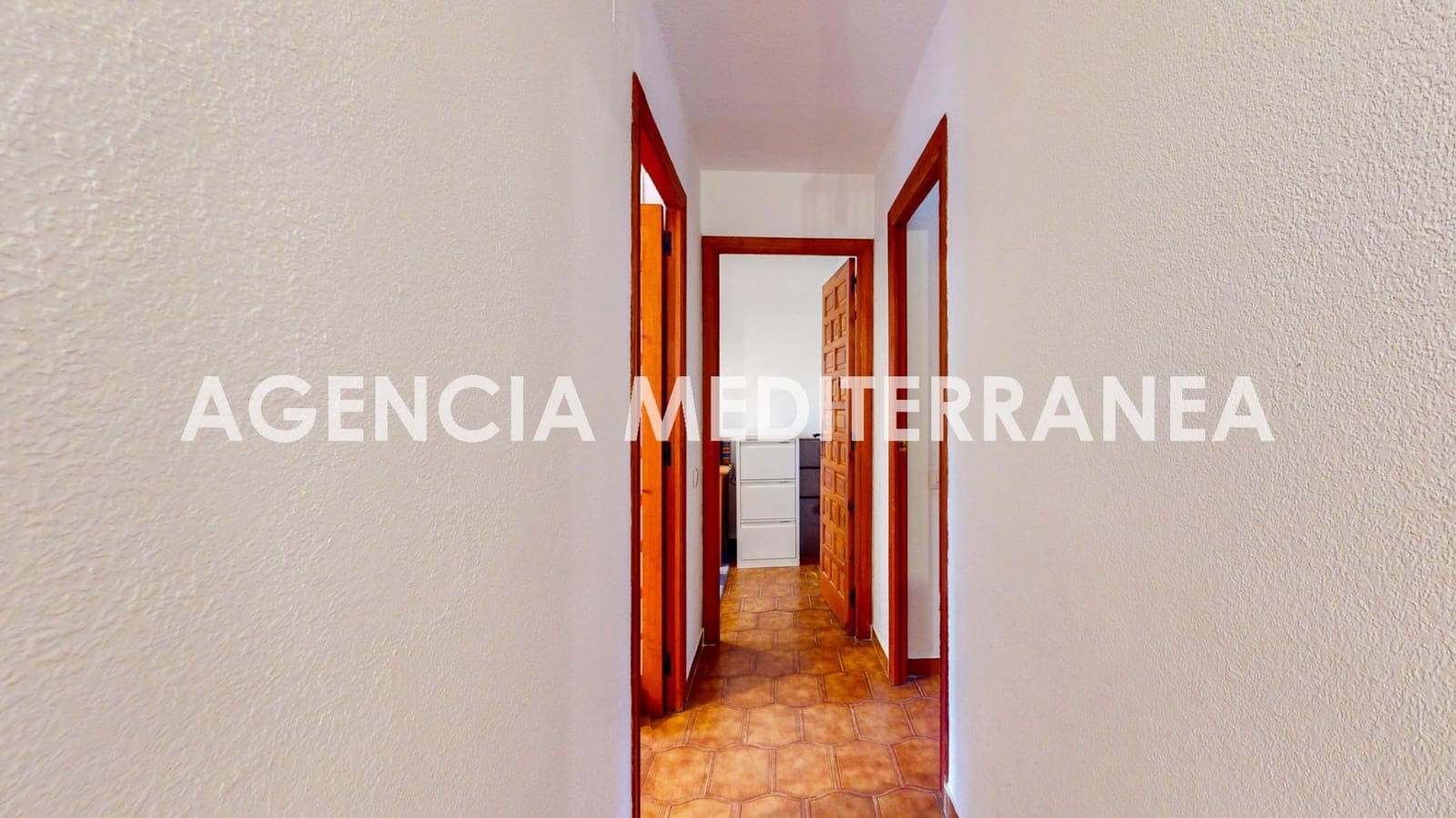 4 bedroom Villa for sale in Serra with pool - € 690,000 (Ref: 9383040)