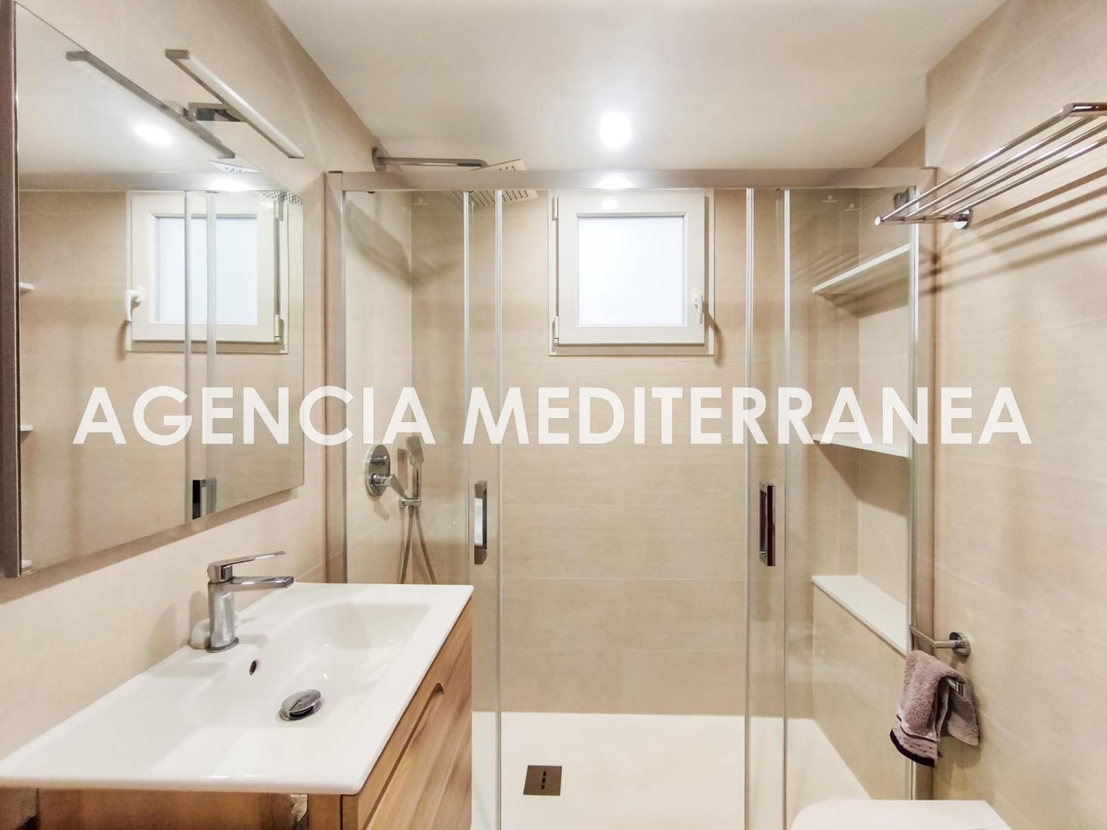 4 sypialnia Mieszkanie do wynajęcia w Burjassot - 1 500 € (Ref: 9396098)