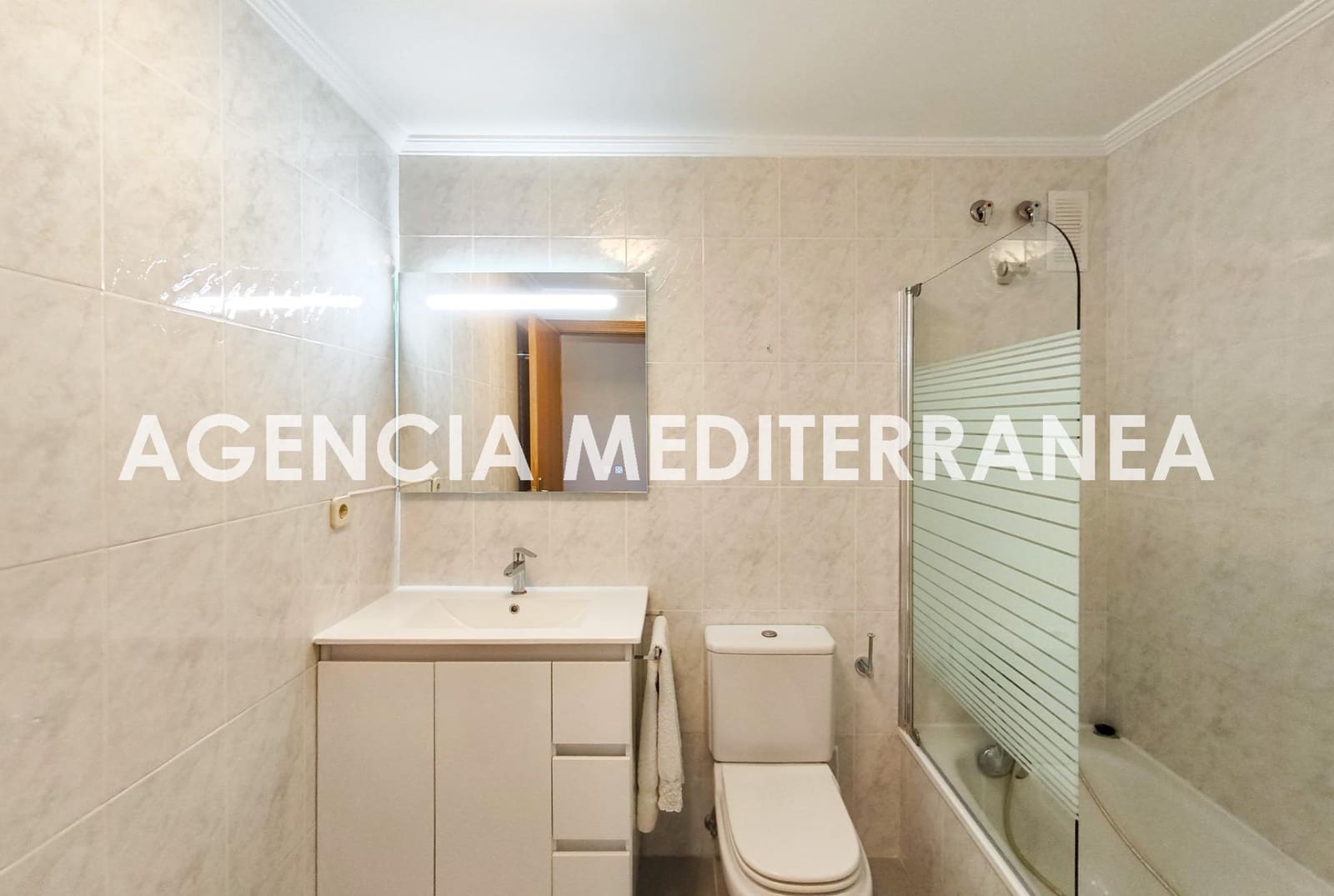 4 sypialnia Mieszkanie do wynajęcia w Burjassot - 1 500 € (Ref: 9396098)