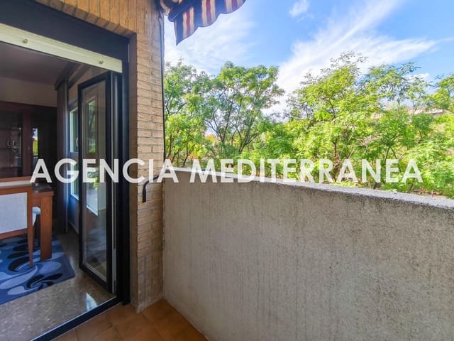 4 bedroom Flat for rent in Burjassot - € 1,500 (Ref: 9396098)