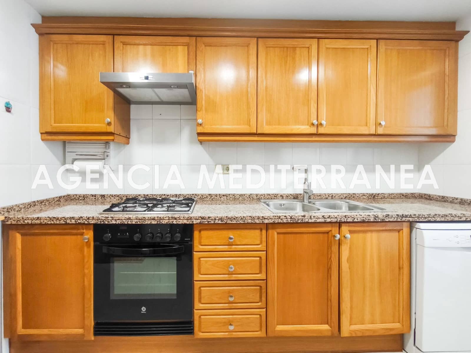 4 sypialnia Mieszkanie do wynajęcia w Burjassot - 1 500 € (Ref: 9396098)