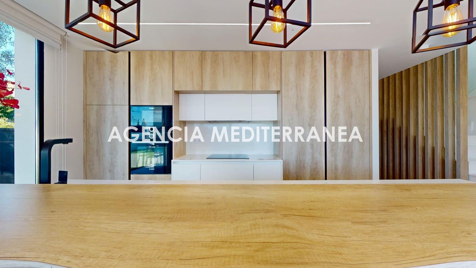 4 quarto Moradia para venda em La Pobla de Vallbona com piscina garagem - 789 000 € (Ref: 9401185)