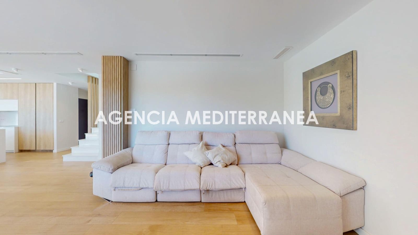 4 quarto Moradia para venda em La Pobla de Vallbona com piscina garagem - 789 000 € (Ref: 9401185)