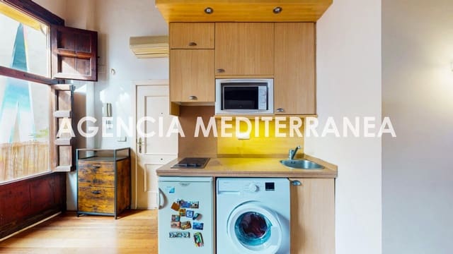 Piso de 1 habitación en Ciutat Vella, València ciudad en venta - 282.000 € (Ref: 9411064)