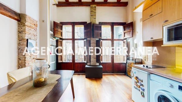 Piso de 1 habitación en Ciutat Vella, València ciudad en venta - 282.000 € (Ref: 9411064)