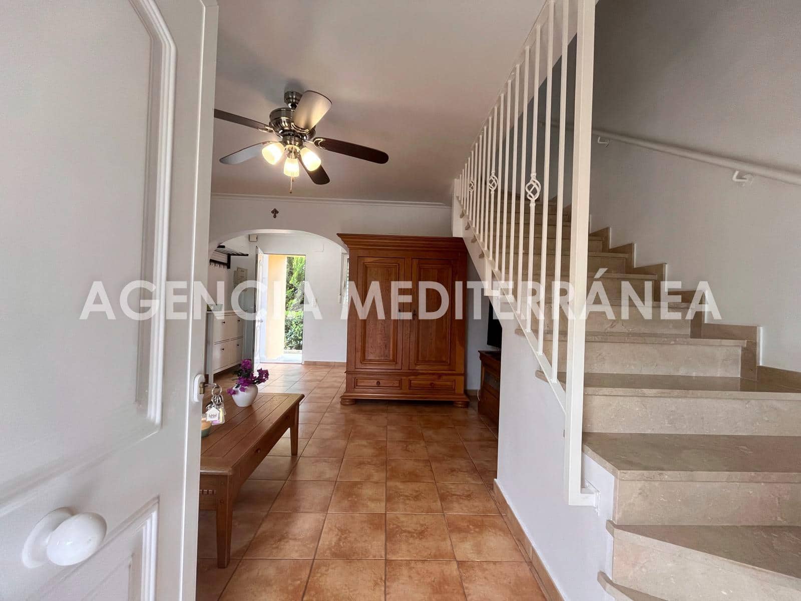 3 makuuhuone Rivitalo myytävänä paikassa Els Poblets mukana uima-altaan - 380 000 € (Ref: 9417653)