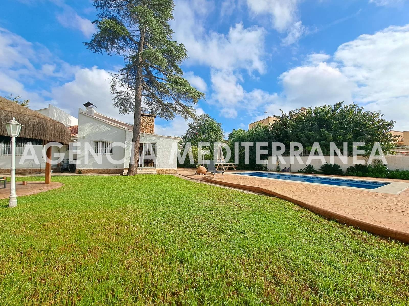 3 soveværelse Villa til salg i El Plantio med swimmingpool - € 615.000 (Ref: 9427304)