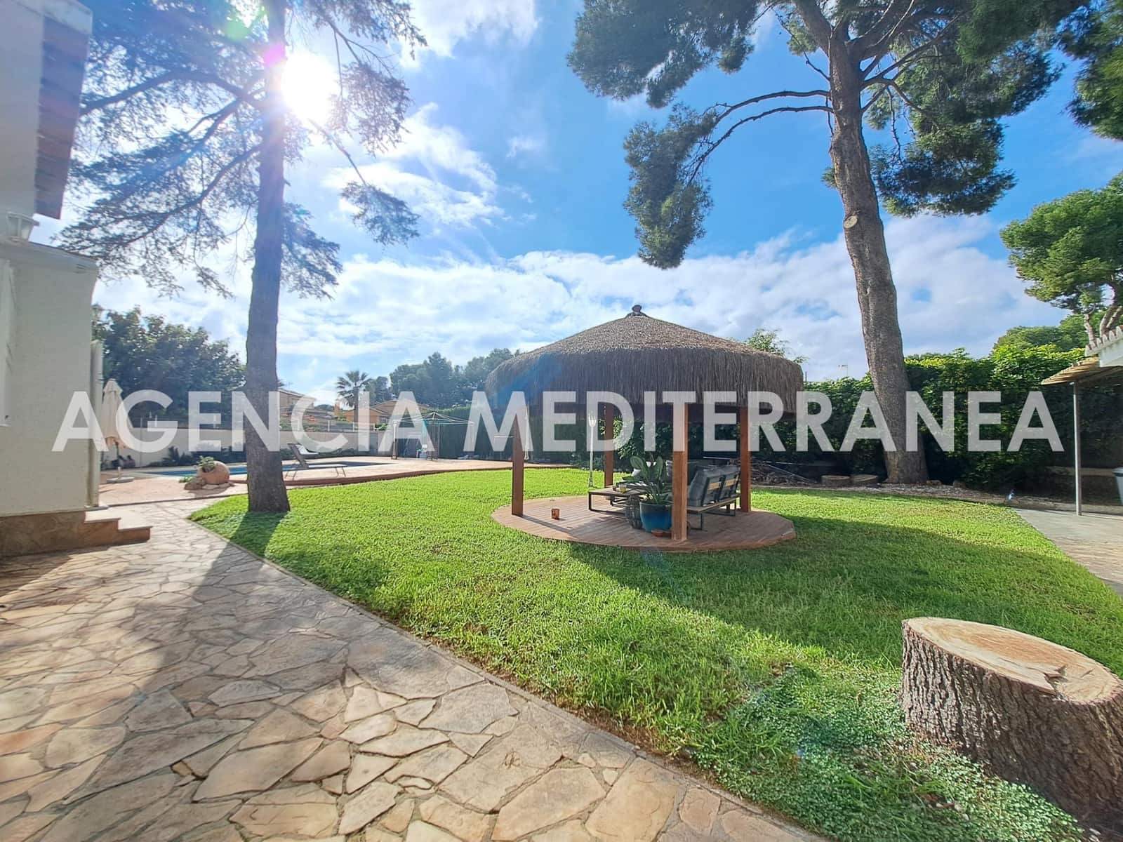 3 soveværelse Villa til salg i El Plantio med swimmingpool - € 615.000 (Ref: 9427304)