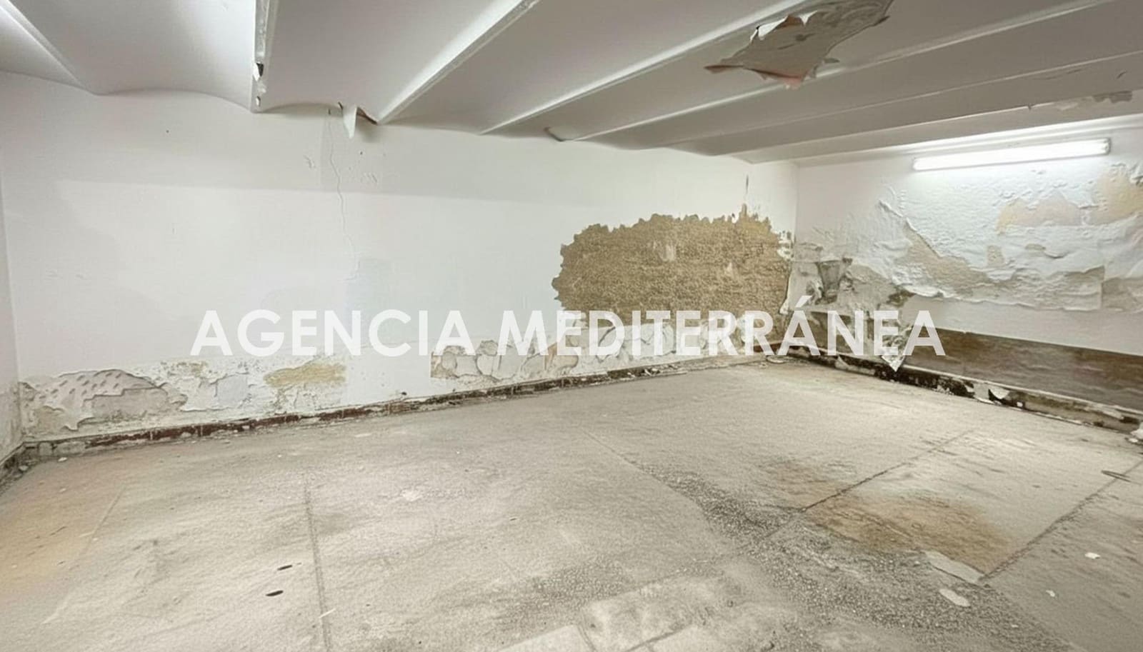1 bedroom Commercial for sale in Valencia city - € 399,000 (Ref: 9431138)