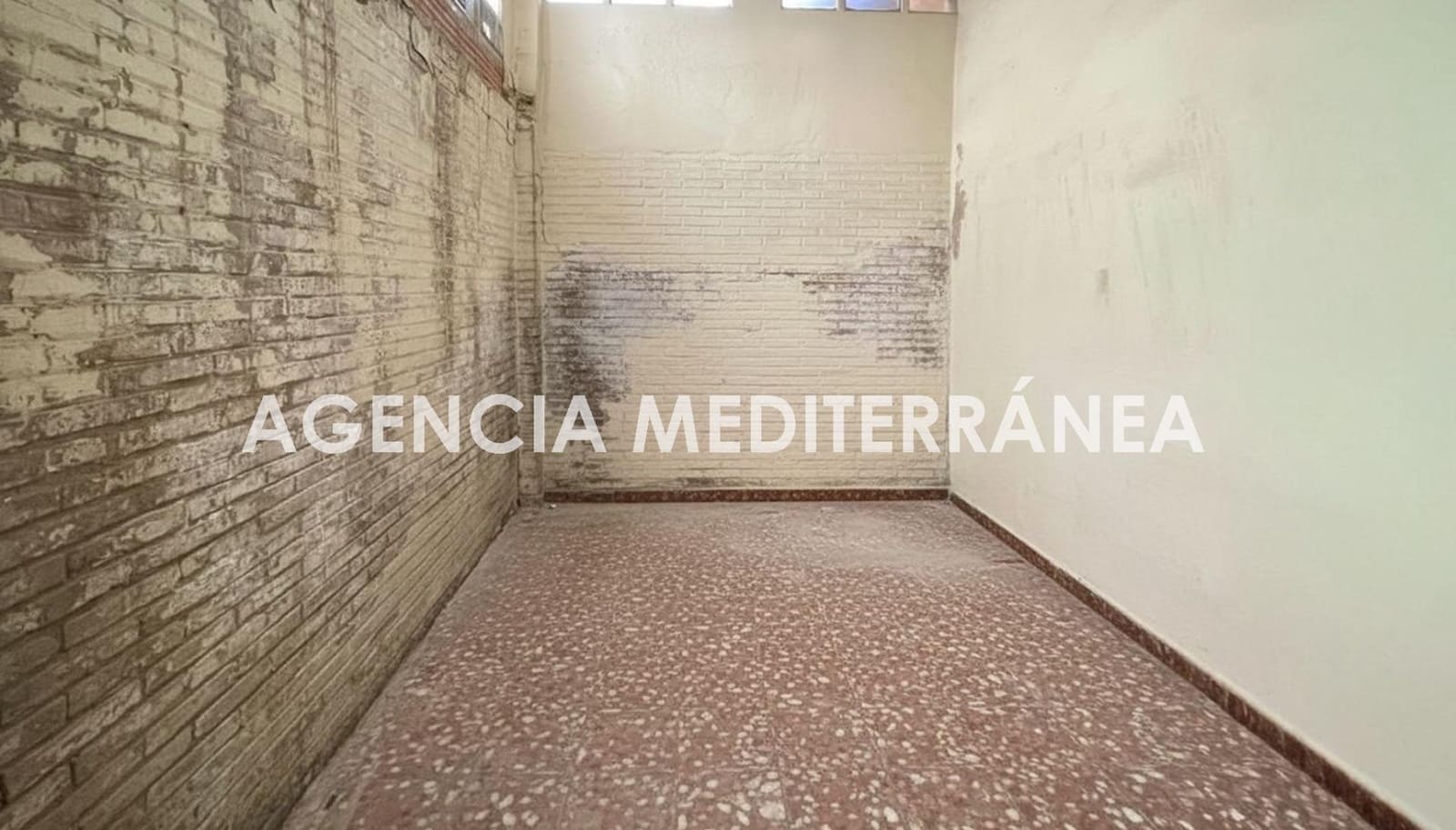 1 bedroom Commercial for sale in Valencia city - € 399,000 (Ref: 9431138)