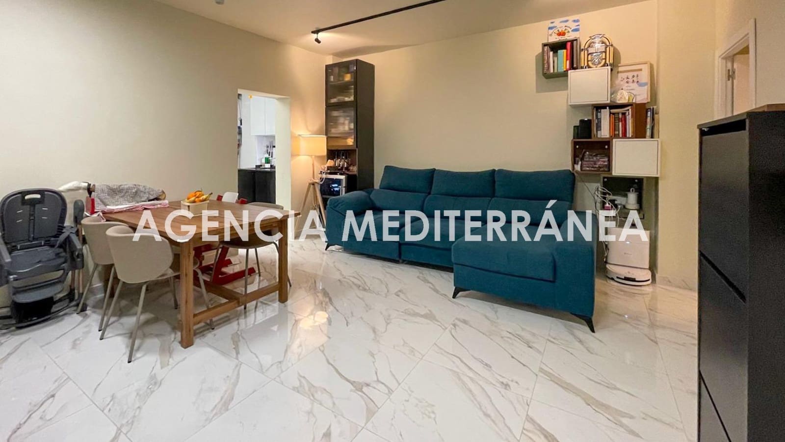 1 bedroom Commercial for sale in Valencia city - € 399,000 (Ref: 9431138)