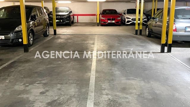 Garage for sale in Russafa, Valencia city - € 34,000 (Ref: 9462452)