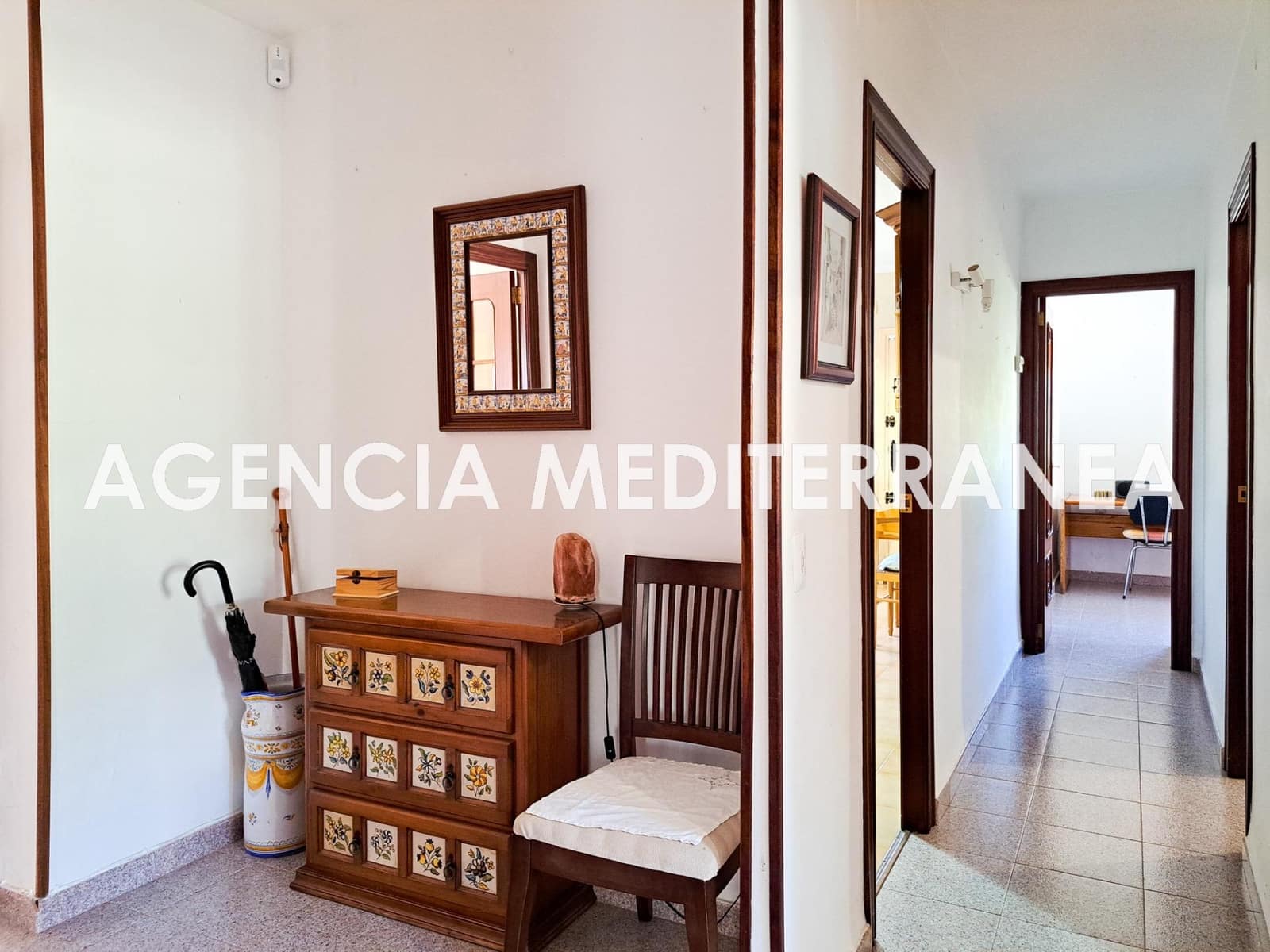 4 sypialnia Willa na sprzedaż w La Canada z basenem garażem - 750 000 € (Ref: 9473044)