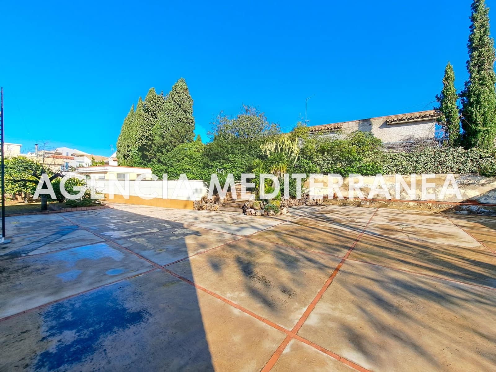 4 sypialnia Willa na sprzedaż w La Canada z basenem garażem - 750 000 € (Ref: 9473044)