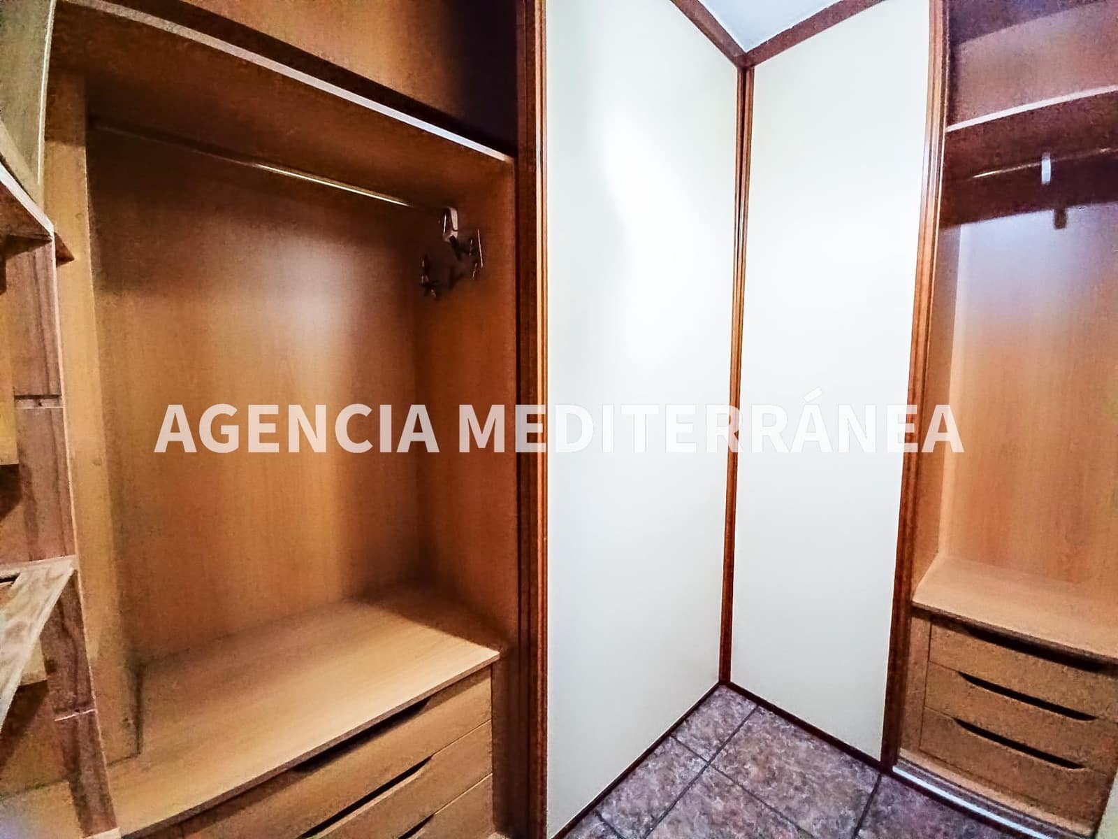 2 sypialnia Mieszkanie na sprzedaż w Miasto Walencja - 225 000 € (Ref: 9474260)