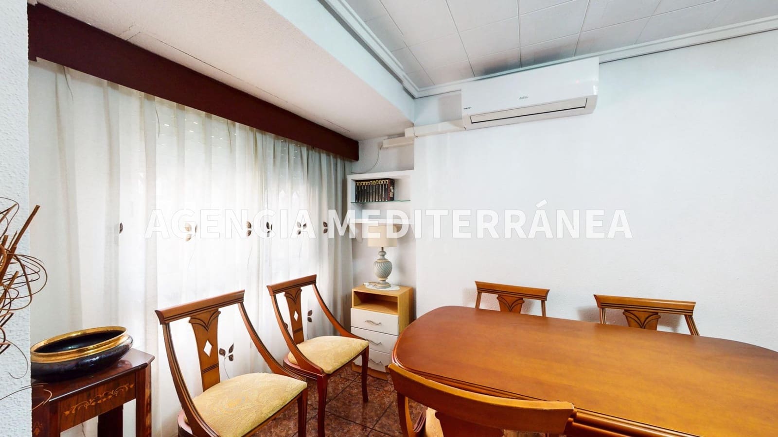 2 makuuhuone Asunto myytävänä paikassa Valencia kaupunki - 215 000 € (Ref: 9474260)