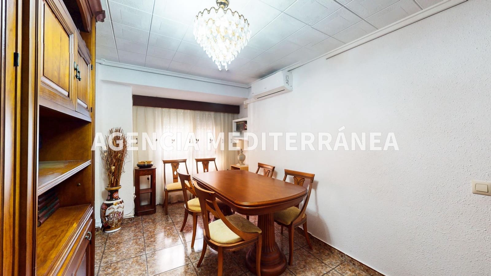 2 makuuhuone Asunto myytävänä paikassa Valencia kaupunki - 215 000 € (Ref: 9474260)