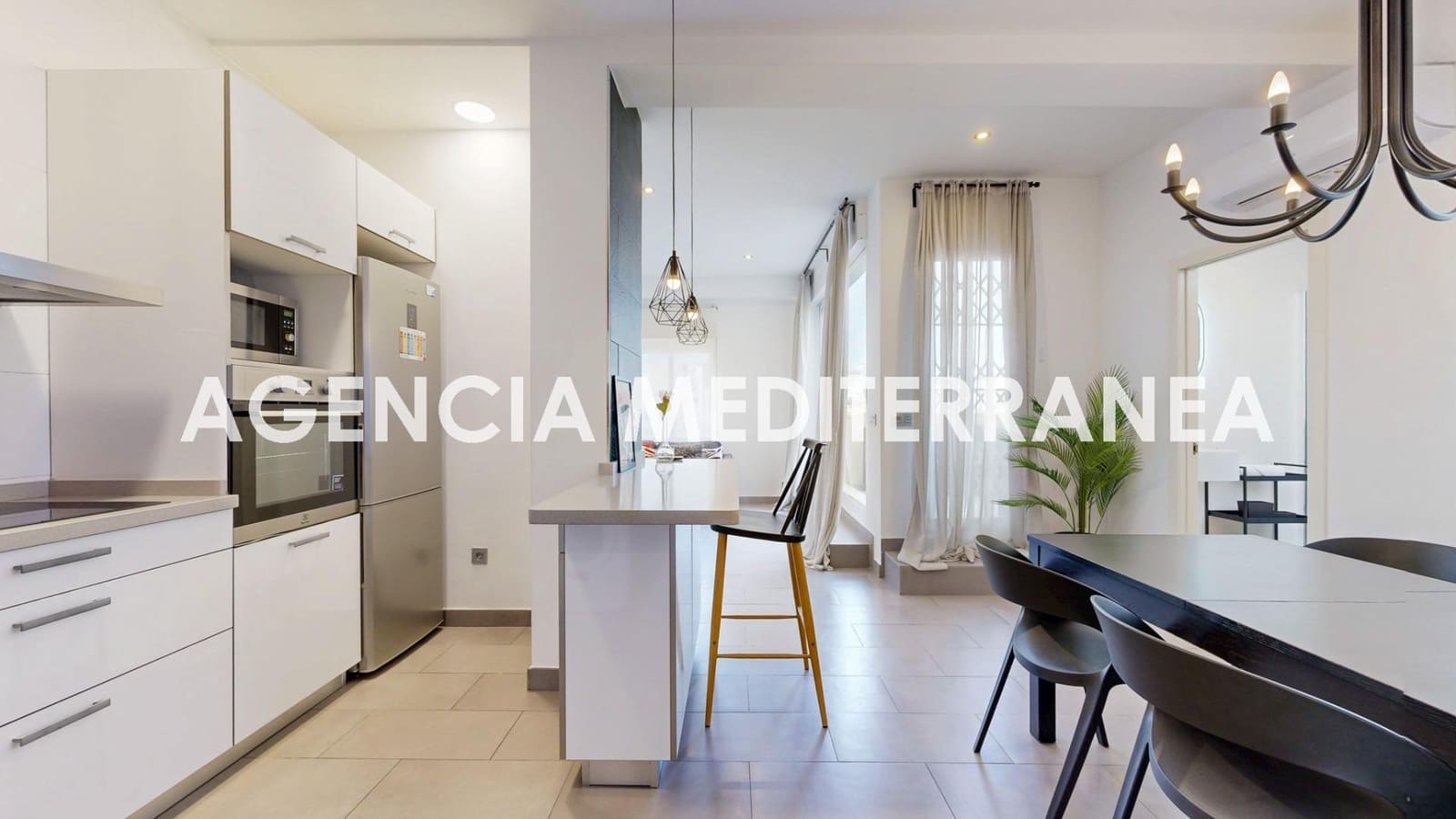 2 bedroom Flat for sale in Valencia city - € 490,000 (Ref: 9476210)