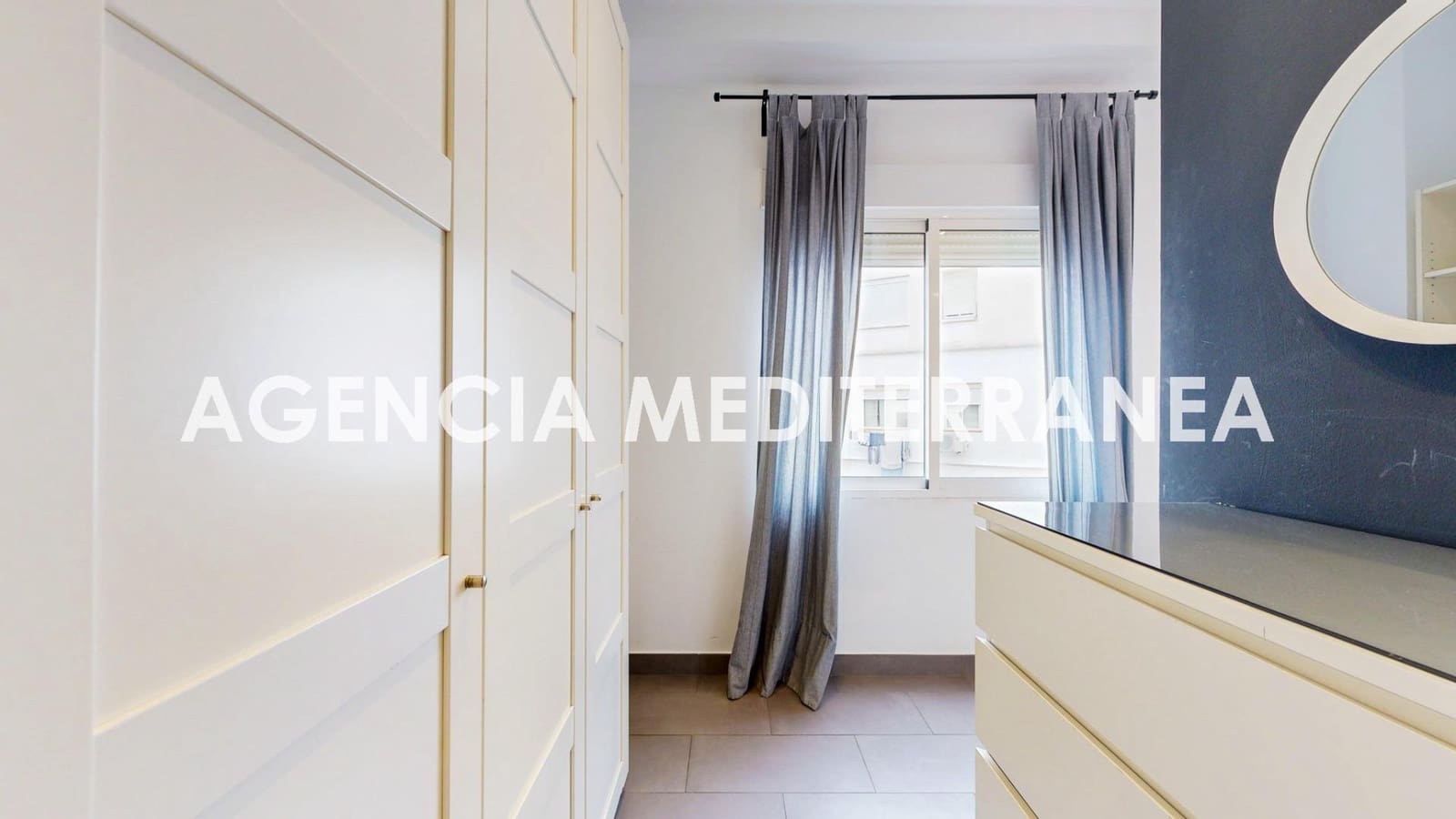 2 bedroom Flat for sale in Valencia city - € 490,000 (Ref: 9476210)