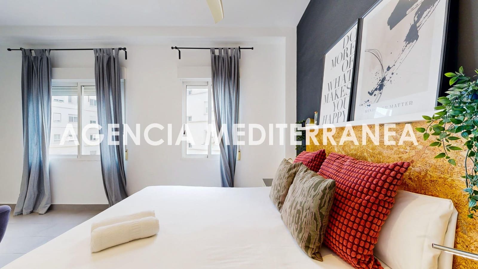 2 bedroom Flat for sale in Valencia city - € 490,000 (Ref: 9476210)