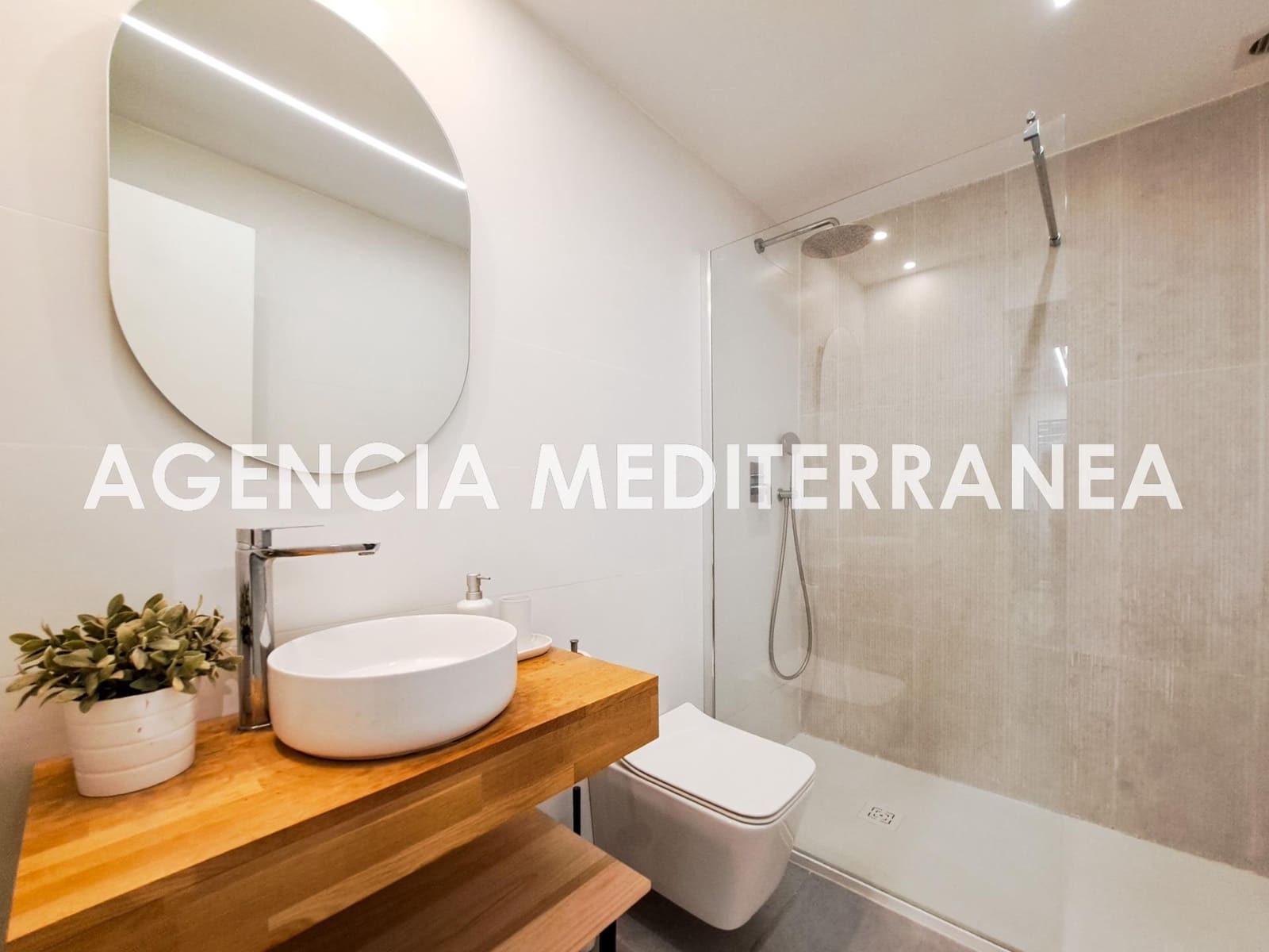 3 Zimmer Wohnung zu verkaufen in Valencia Stadt mit Garage - 290.000 € (Ref: 9481260)