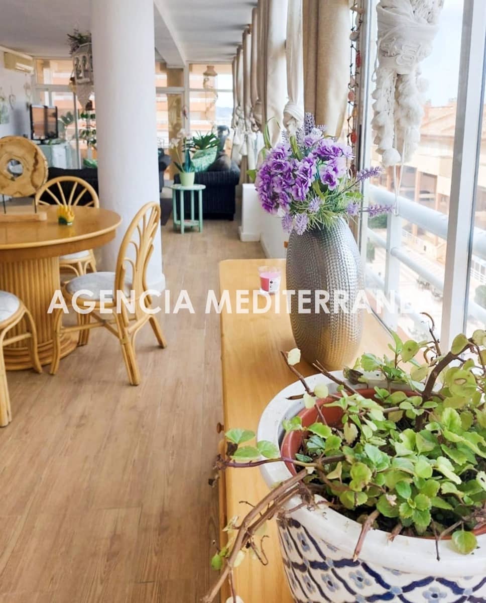 4 bedroom Flat for sale in Tavernes de la Valldigna with pool - € 270,000 (Ref: 9495367)