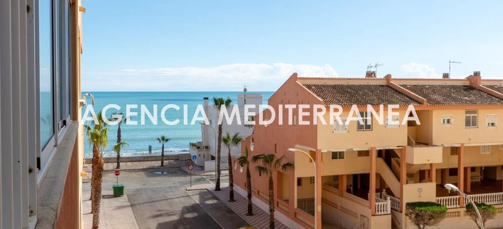 4 bedroom Flat for sale in Tavernes de la Valldigna with pool - € 270,000 (Ref: 9495367)