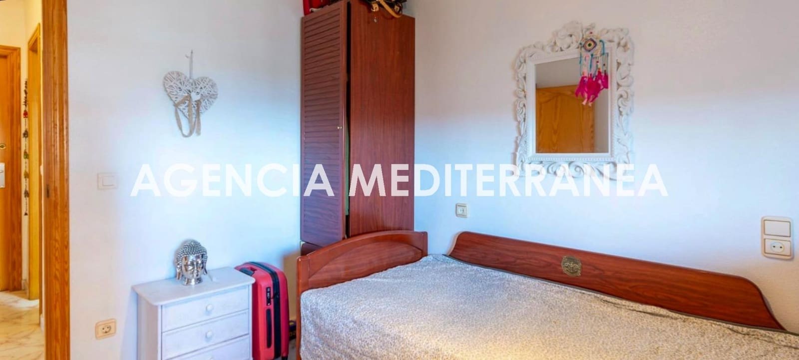 4 bedroom Flat for sale in Tavernes de la Valldigna with pool - € 270,000 (Ref: 9495367)
