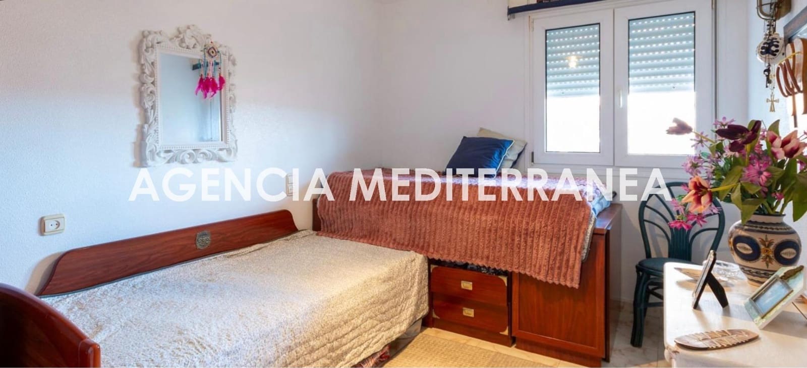 4 bedroom Flat for sale in Tavernes de la Valldigna with pool - € 270,000 (Ref: 9495367)