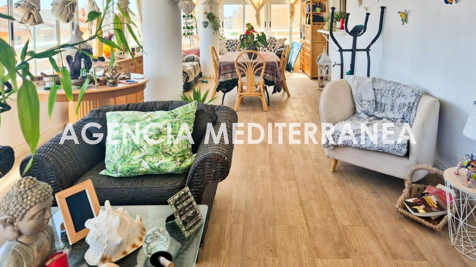 4 bedroom Flat for sale in Tavernes de la Valldigna with pool - € 270,000 (Ref: 9495367)