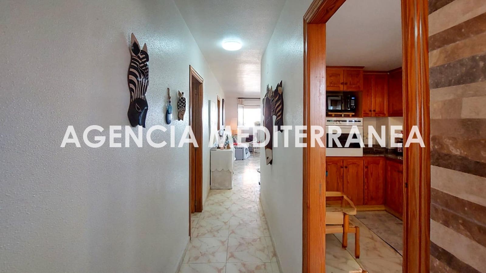 4 bedroom Flat for sale in Tavernes de la Valldigna with pool - € 270,000 (Ref: 9495367)
