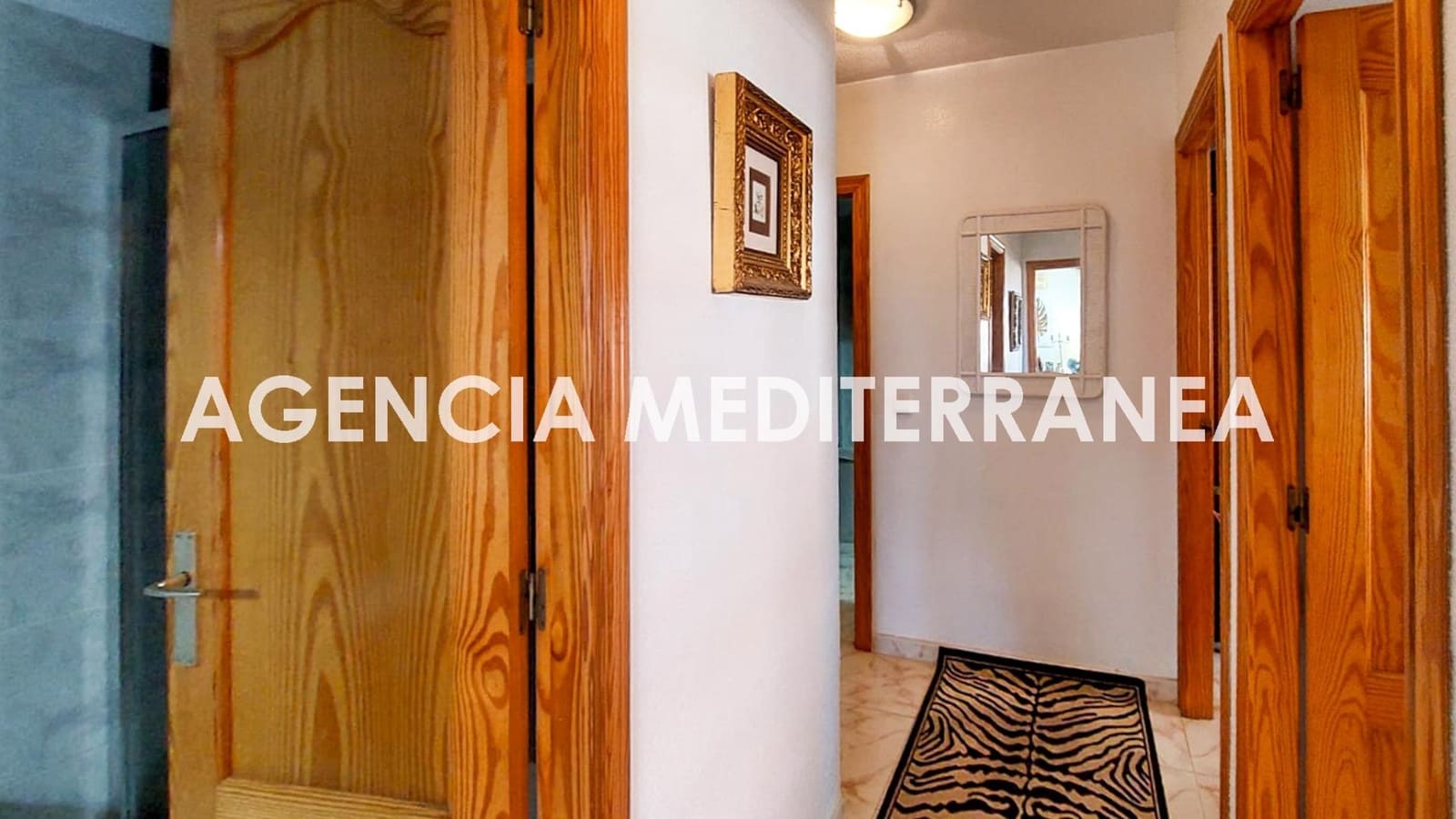 4 bedroom Flat for sale in Tavernes de la Valldigna with pool - € 270,000 (Ref: 9495367)