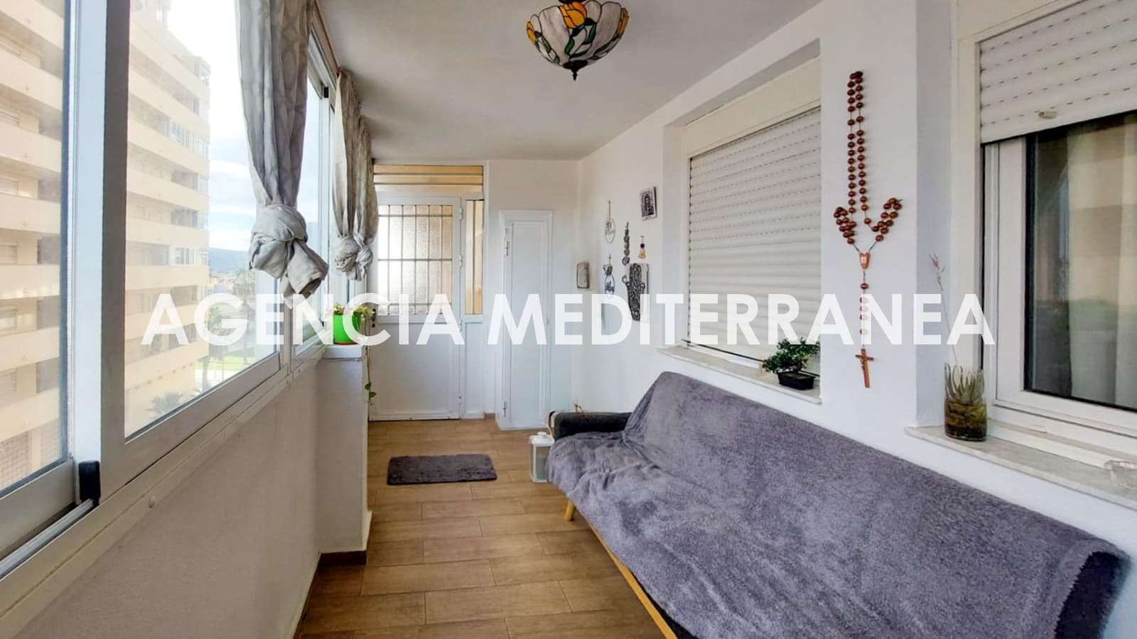 4 bedroom Flat for sale in Tavernes de la Valldigna with pool - € 270,000 (Ref: 9495367)