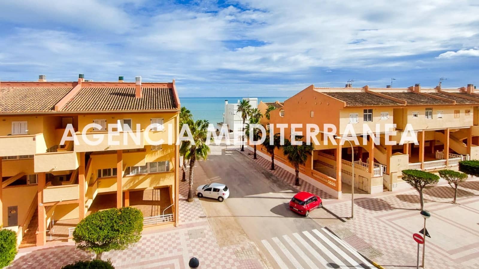 4 bedroom Flat for sale in Tavernes de la Valldigna with pool - € 270,000 (Ref: 9495367)
