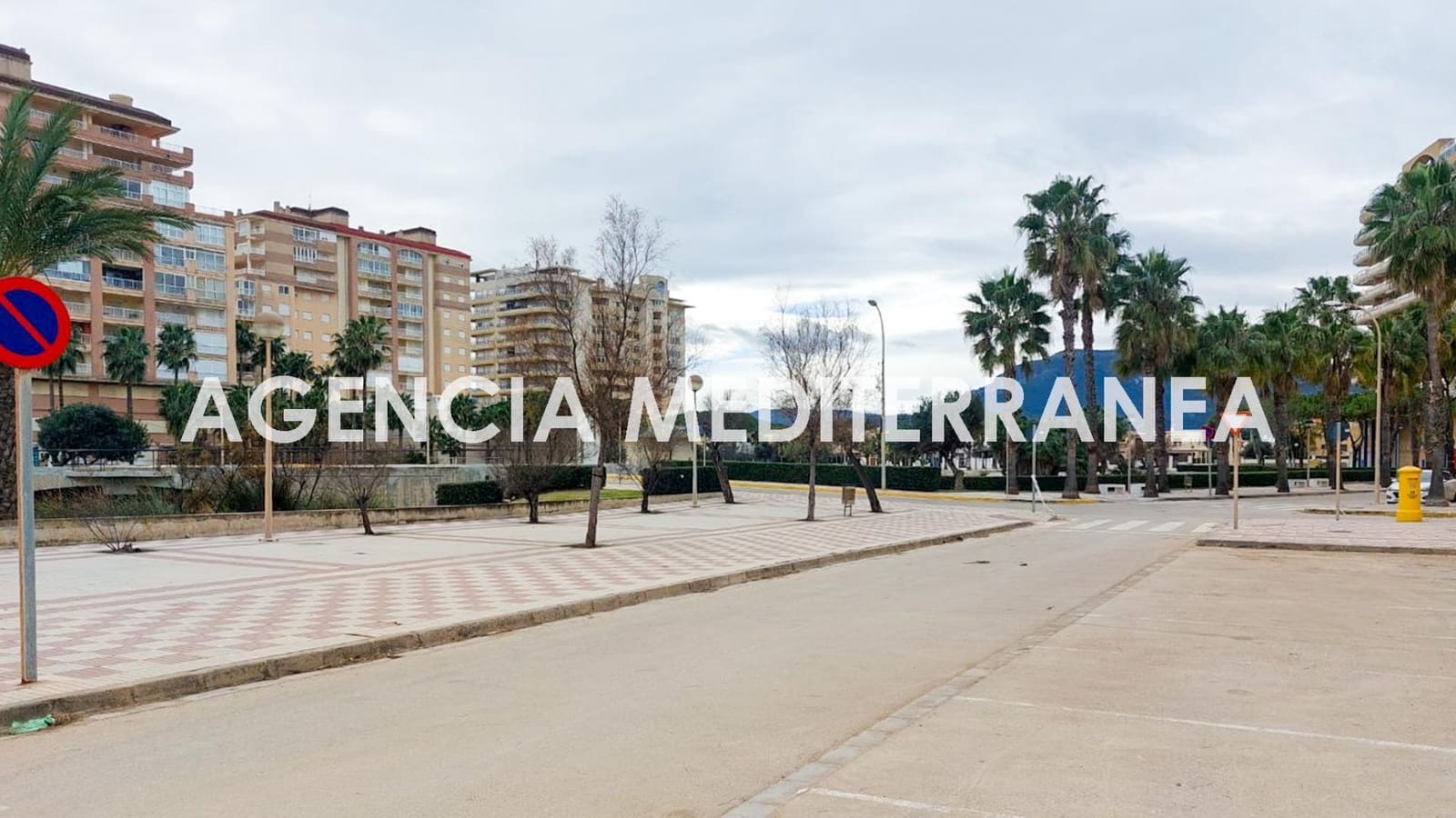 4 bedroom Flat for sale in Tavernes de la Valldigna with pool - € 270,000 (Ref: 9495367)