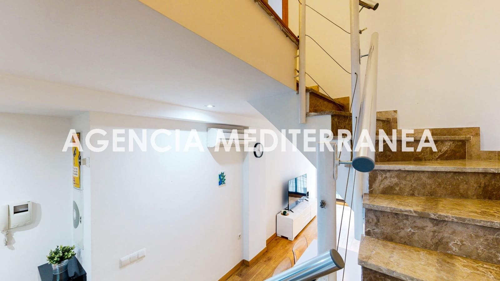 Apartamento de 1 habitación en València ciudad en alquiler - 1.300 € (Ref: 9495368)