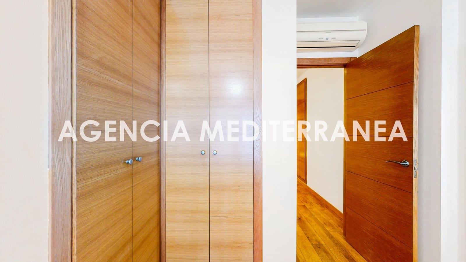 Apartamento de 1 habitación en València ciudad en alquiler - 1.300 € (Ref: 9495368)