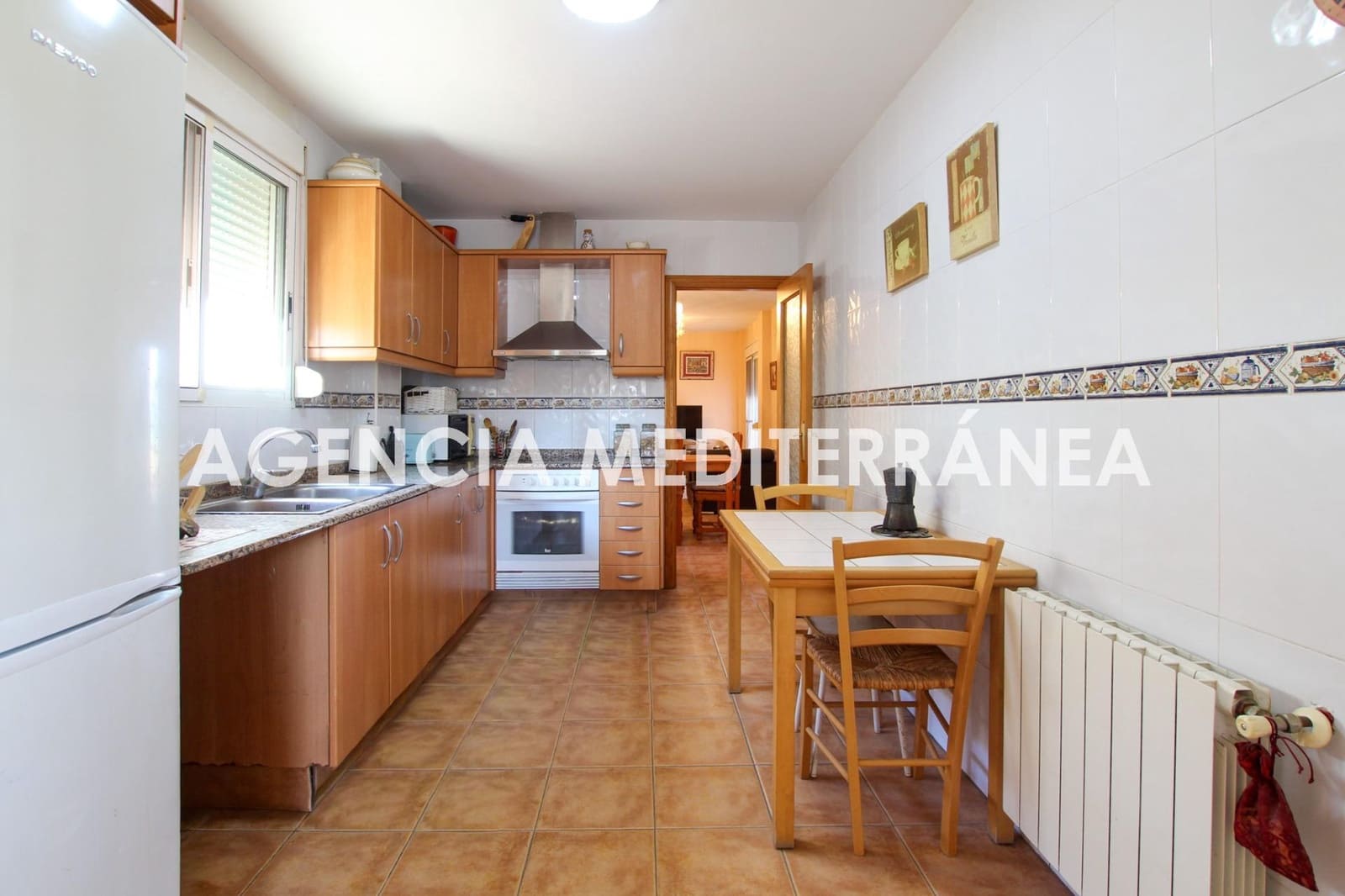 Chalet de 3 habitaciones en La Pobla de Vallbona en venta - 270.000 € (Ref: 9497310)
