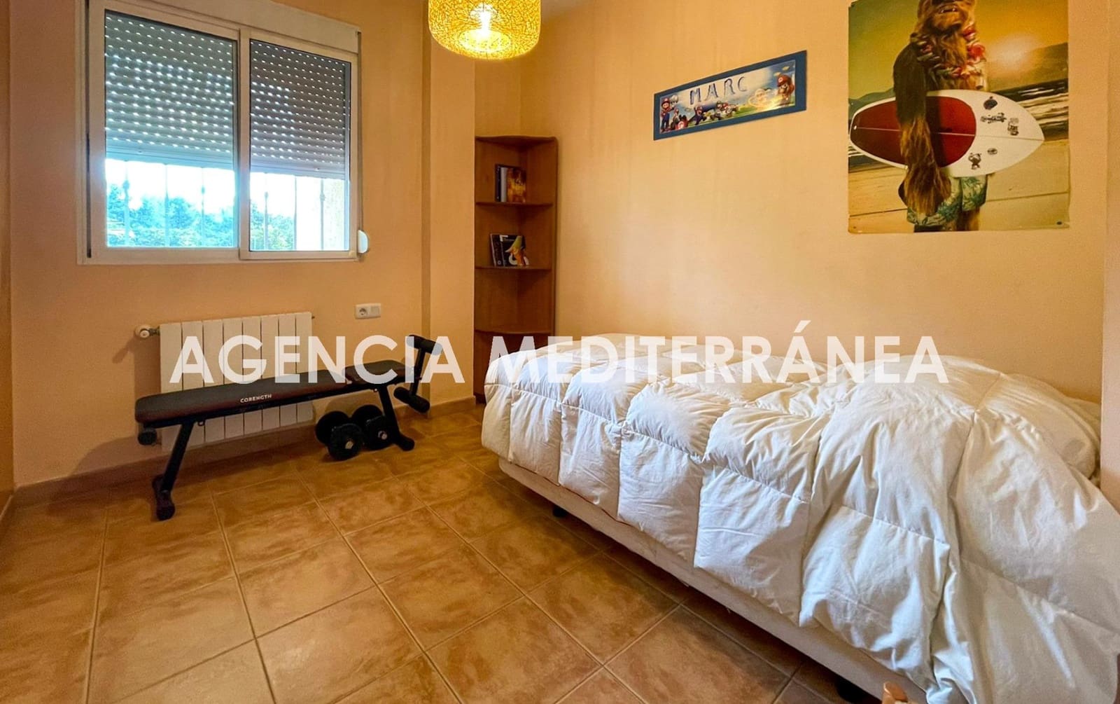 Chalet de 3 habitaciones en La Pobla de Vallbona en venta - 270.000 € (Ref: 9497310)