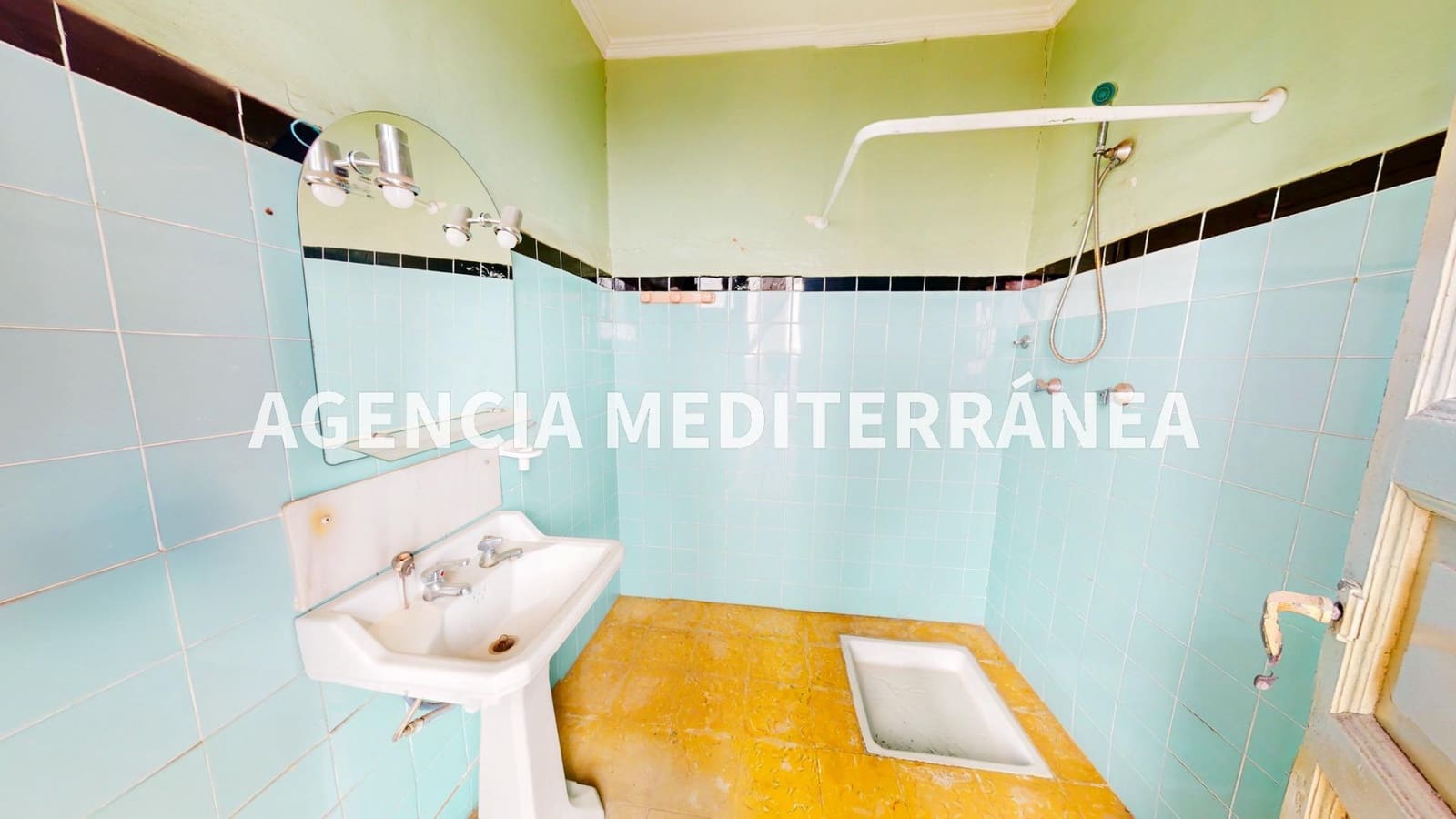 3 bedroom Townhouse for sale in Alcasser - € 185,000 (Ref: 9502454)