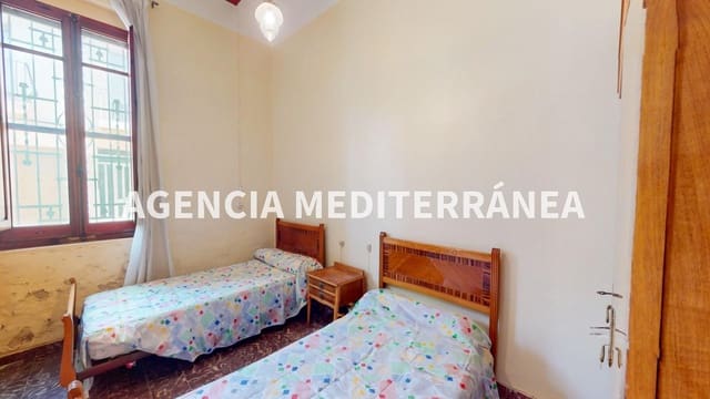 3 quarto Casa em Banda para venda em Alcàsser - 185 000 € (Ref: 9502454)